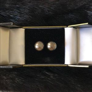 Grey Large Tahitian Pearl stud earrings